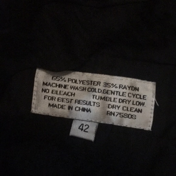 Dress pants - Picture 2 of 4